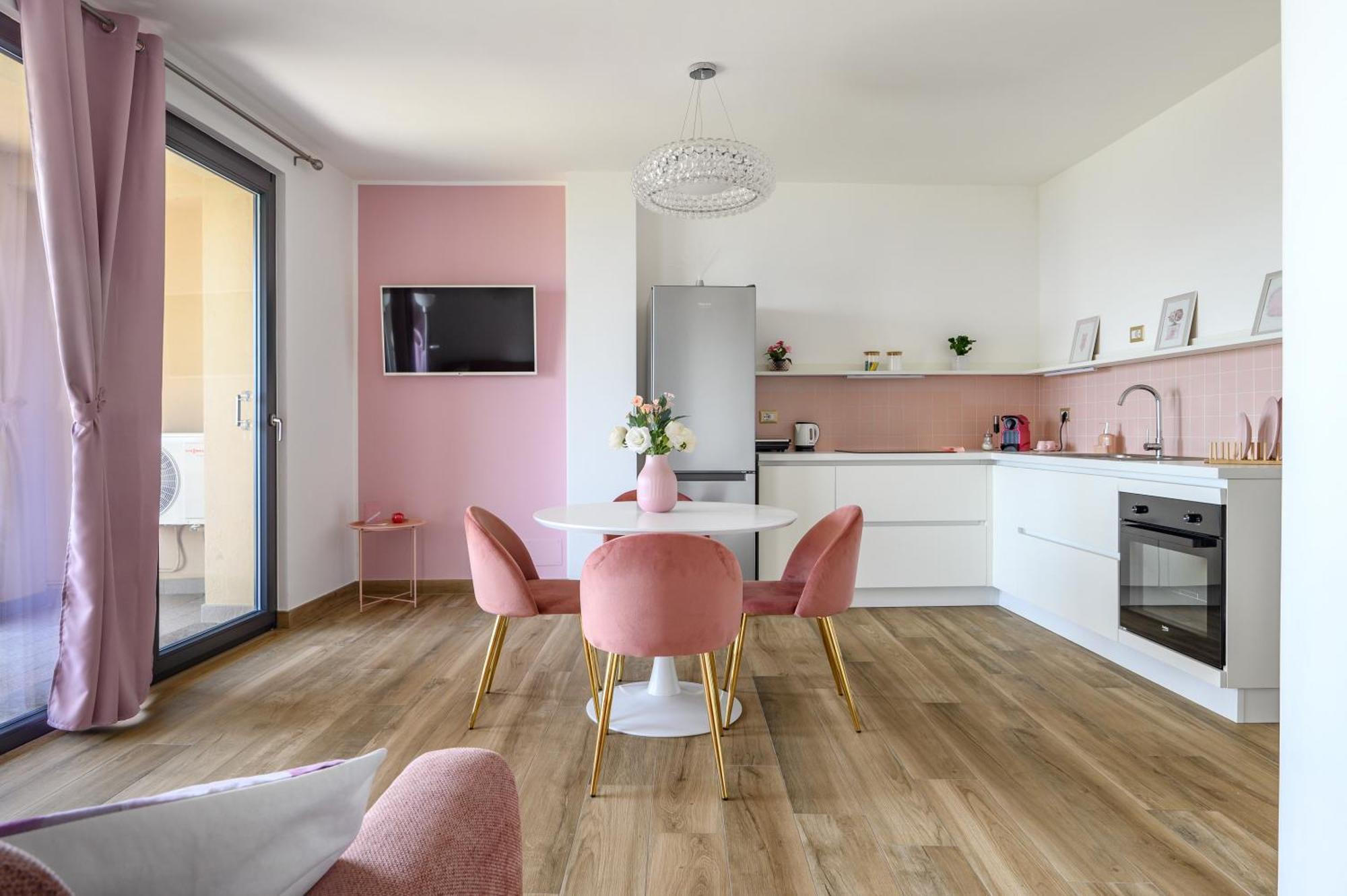 Casa Vacanze Maddalena - Palazzetto Sul Lago - Diamante Rosa Marta Bagian luar foto