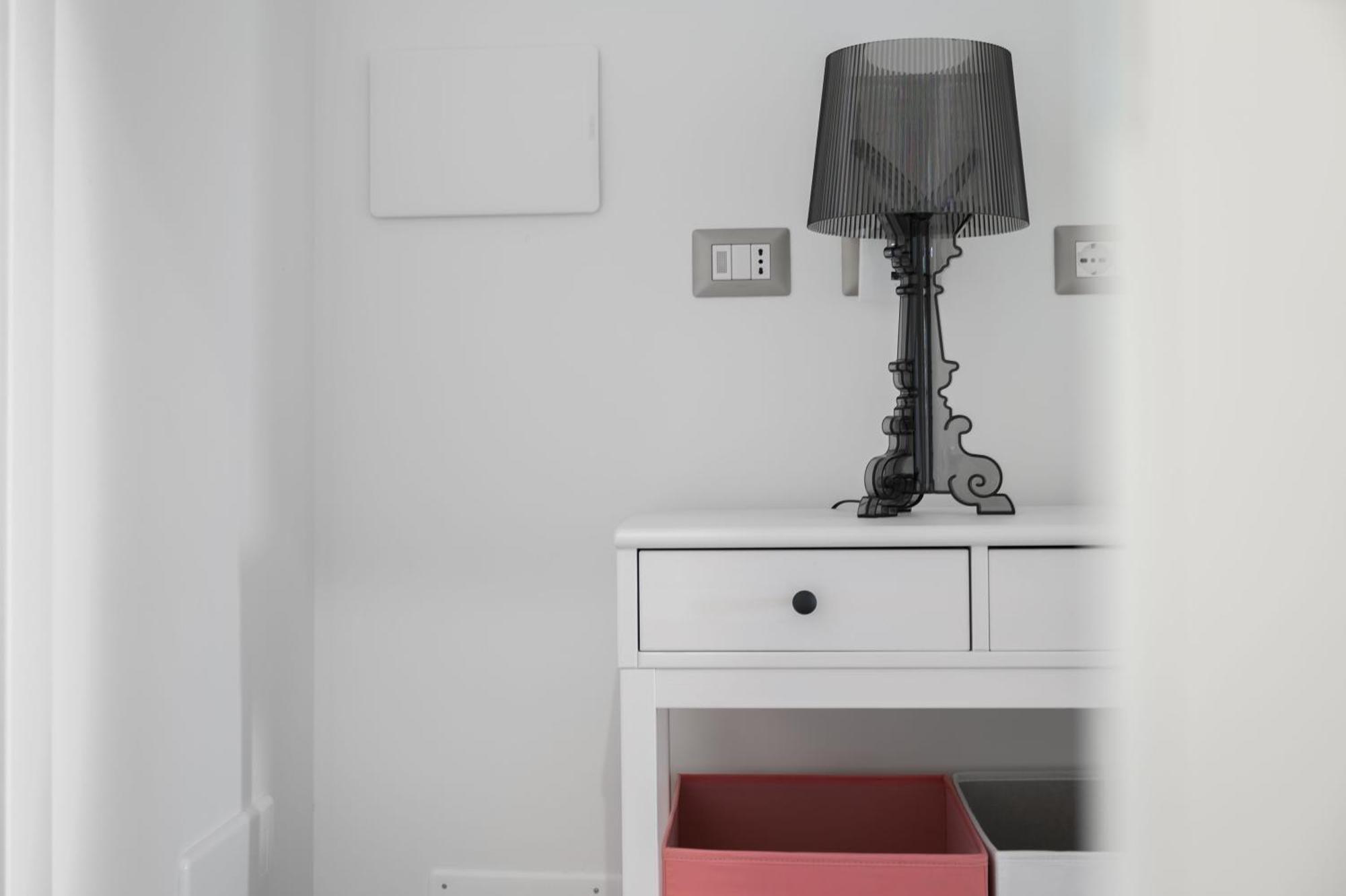 Casa Vacanze Maddalena - Palazzetto Sul Lago - Diamante Rosa Marta Bagian luar foto