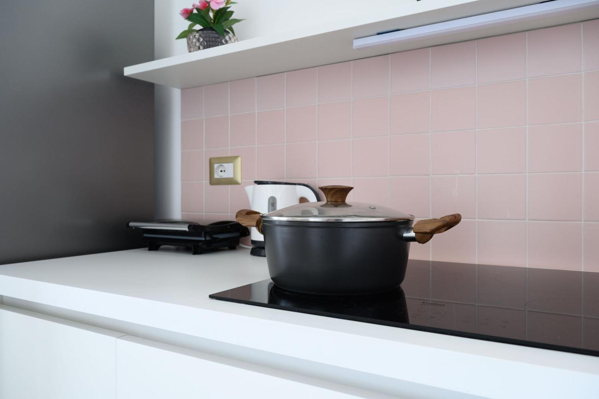 Casa Vacanze Maddalena - Palazzetto Sul Lago - Diamante Rosa Marta Bagian luar foto